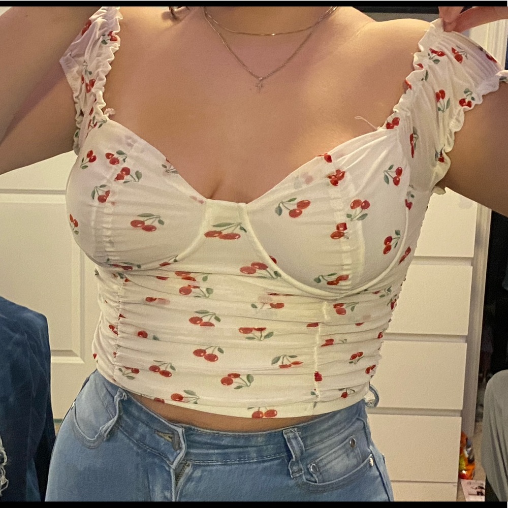 White Cherry Blouse OffTheShoulder.